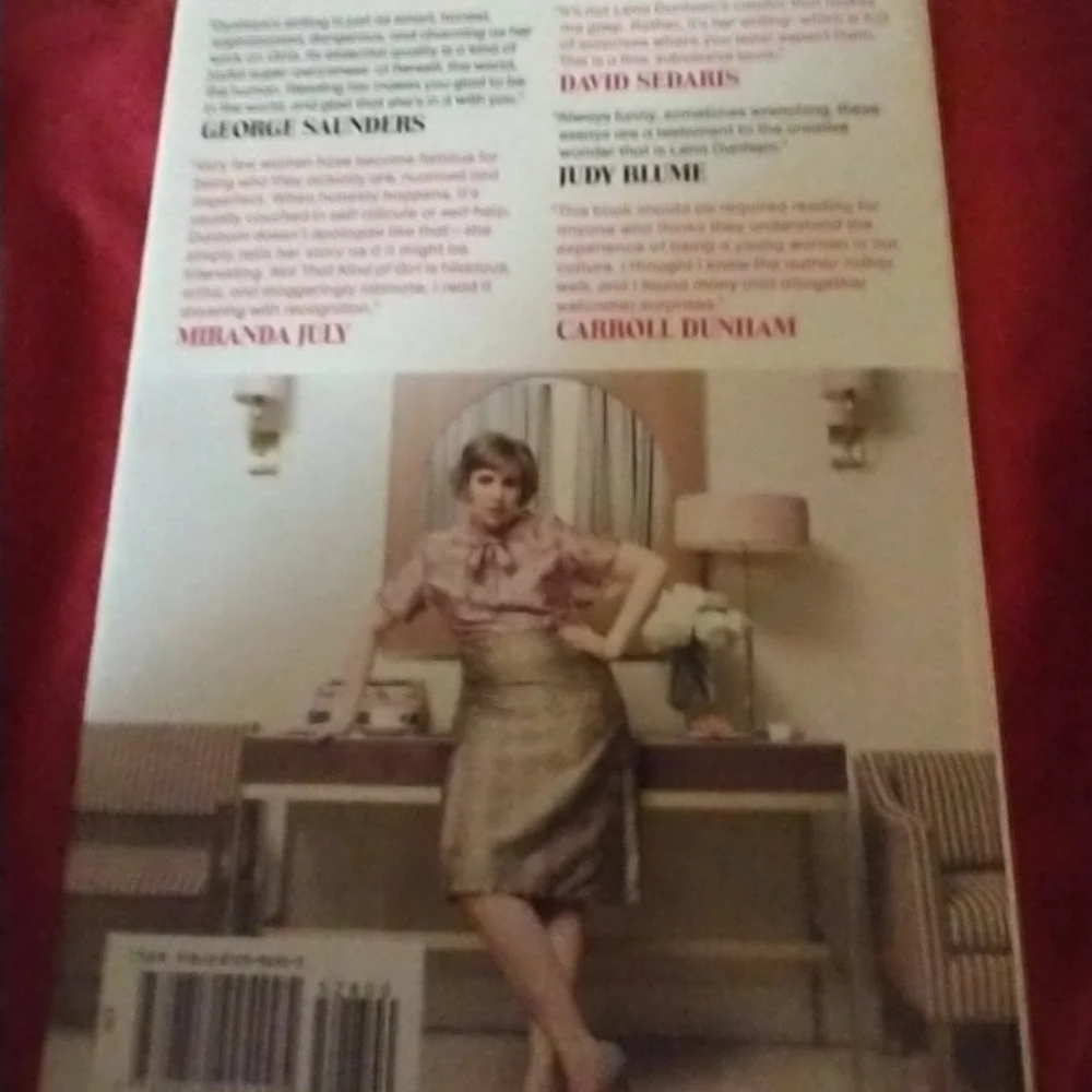 Lena Dunham, Not That Kind of Girl HB 2014 - Picture 2 of 2